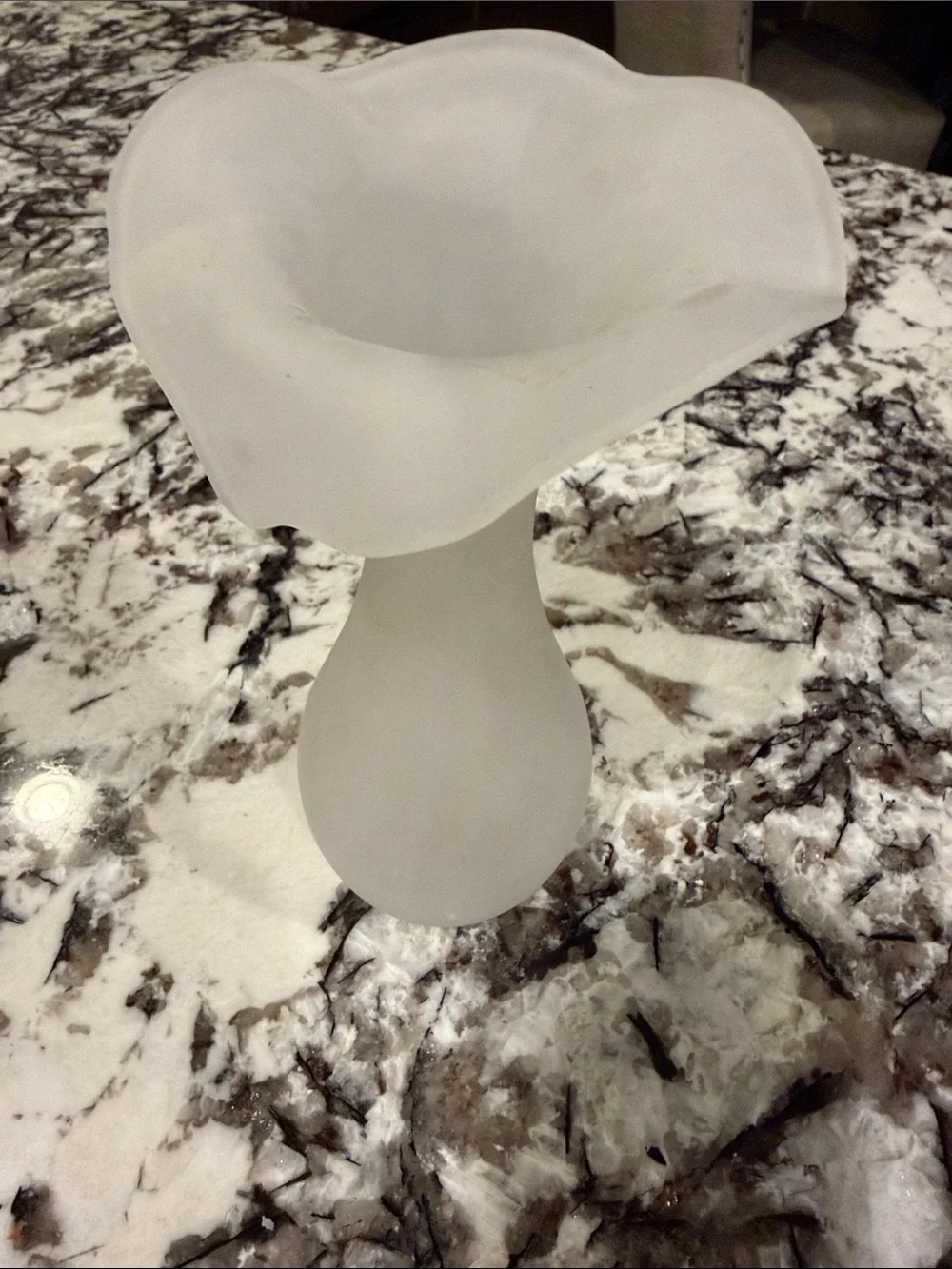 Jack-in-the-Pulpit / Calla Lily Milk Glass Vase 7”